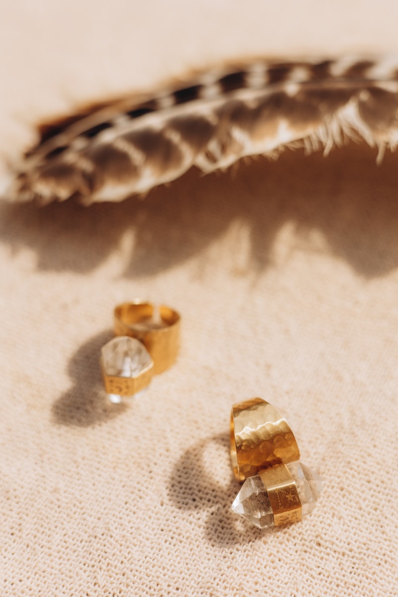 CLEAR QUARTZ UNIVERSE • RING