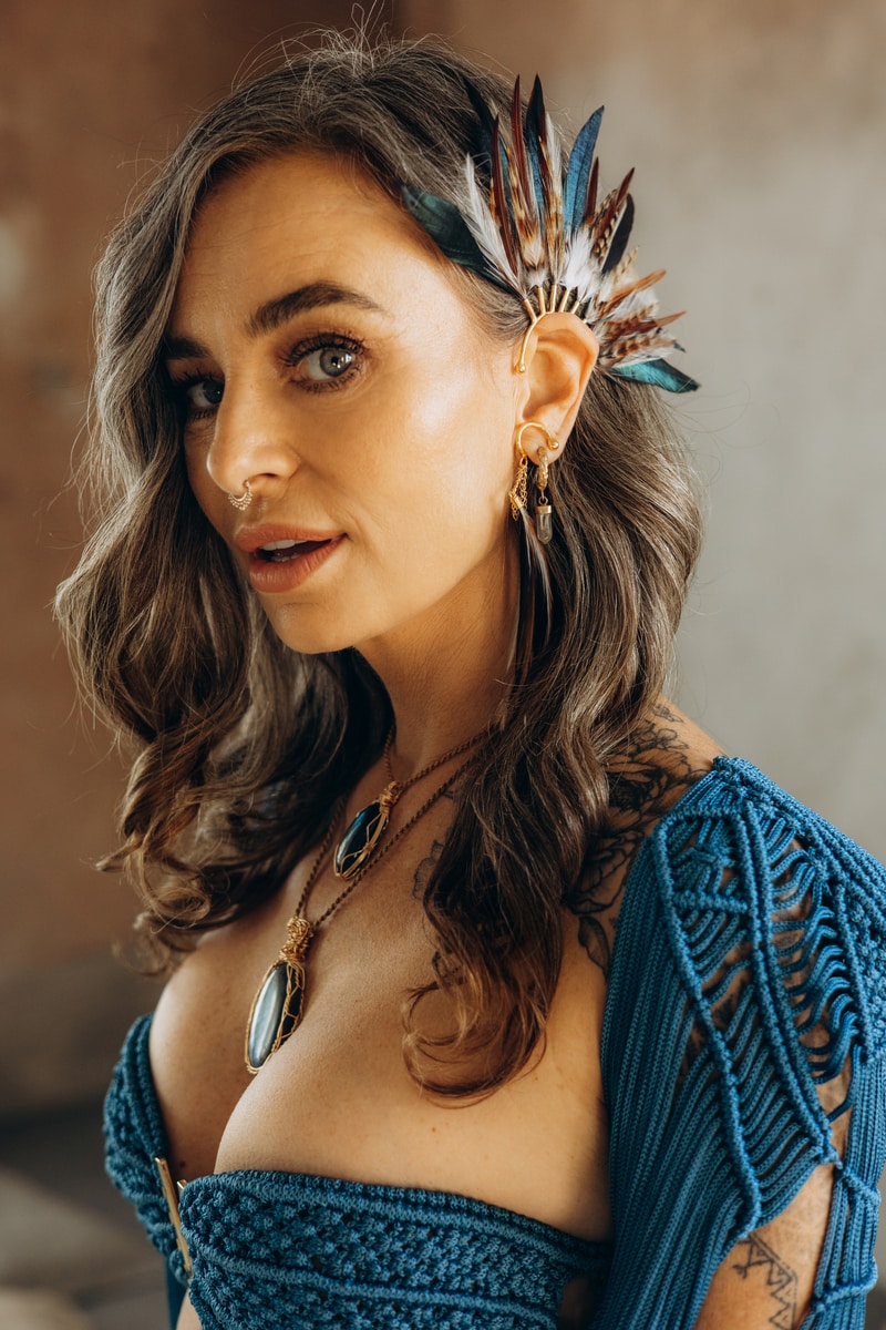 GODDESS OF DARK • EARDROP/6